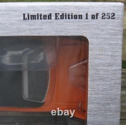 1 of 252 Supercar Collectibles Die Cast 118 1970 Plymouth Roadrunner