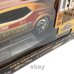 AUTOWORLD 1972 FORD MUSTANG NHRA FUNNY CAR 1/18 Yellow & Red Drag Racing Model