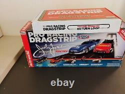 Auto World John Force Racing Nhra Pro Drag Strip Slot Car Track