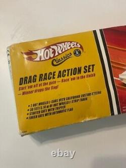Hot Wheels Classics Drag Race Action Set 2005