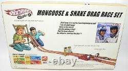 Hot Wheels Classics Mongoose & Snake VW Drag Drag Race Track Set MIB