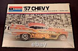 Monogram 1957'57 WILD FIRE CHEVY FUNNY CAR 1975 NO 2203 UNBUILT NICE