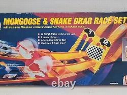 VINTAGE 1993 Hot Wheels Mongoose & Snake Drag Race Set No. 11644