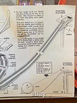 Aurore 2 en 1 Set de Course de Cascades et de Dragsters Speedline 1968 en Boîte Complète Avec Voitures