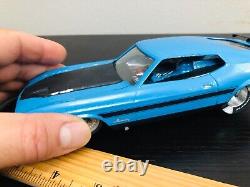 Ford Mustang Mach#1 1973 1/24 Course de Drag Slot Car (Prêt à partir)