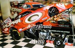 NHRA GARY SCELZI 116 MILESTONE Diecast OAKLEY NITRO Funny Car CAMO DSR-374	 <br/> 

   <br/> La NHRA GARY SCELZI 116 MILESTONE Diecast OAKLEY NITRO Funny Car CAMO DSR-374