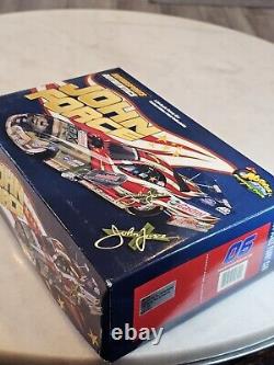 NHRA JOHN FORCE 124 Diecast SOLDAT AMÉRICAIN Funny Car NITRO Drag Racing SIGNÉ