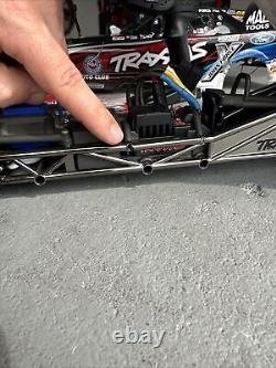 Traxxas Funny Car 1/8 Courtney Force Dragster Drag Race RTR 70MPH+ RARE

<br/> 
<br/>Voiture Traxxas Funny Car 1/8 Courtney Force Dragster Drag Race RTR 70MPH+ RARE