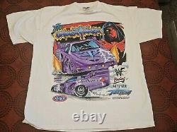 VINTAGE 1999 WWF THE UNDERTAKER DOUBLE SIDED NHRA RACING X-LARGE T SHIRT XL Rare	<br/>
 
Traduction en français : T-SHIRT X-LARGE RARE VINTAGE 1999 WWF THE UNDERTAKER DOUBLE FACE DE COURSE NHRA