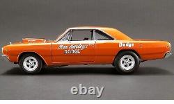 Voiture de course Dodge 426 Hemi Dart Max Hurley de 1968 (118 Acme A1806401 Gmp)