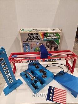 Vtg 1972 Hasbro Industries Stick Shifters Drag Strip Avec Blue Slick Racing Car